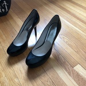 MICHAEL KORS PUMPS